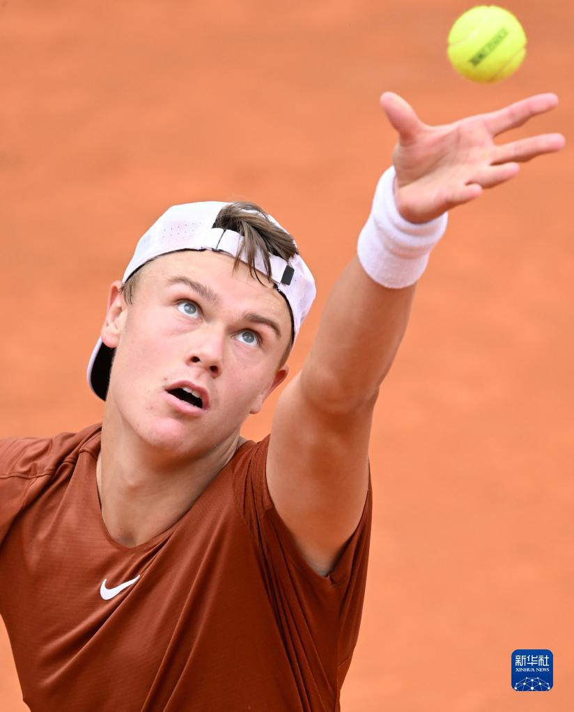 他依然可以 他依然可以