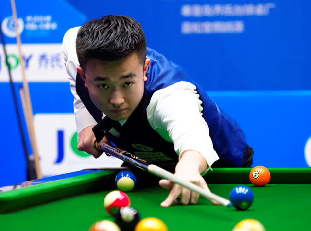 一位车手抛 一位车手抛