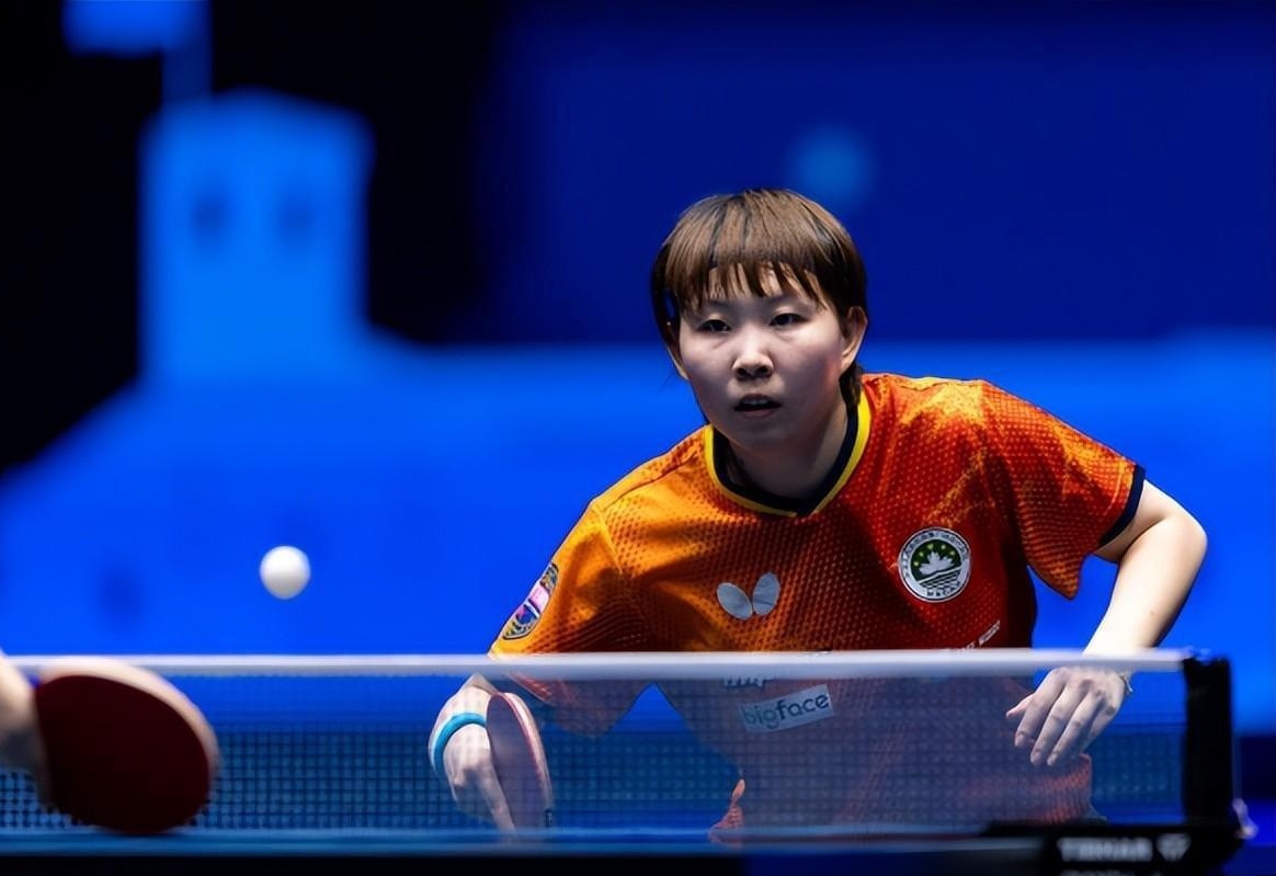 以来的首个 以来的首个