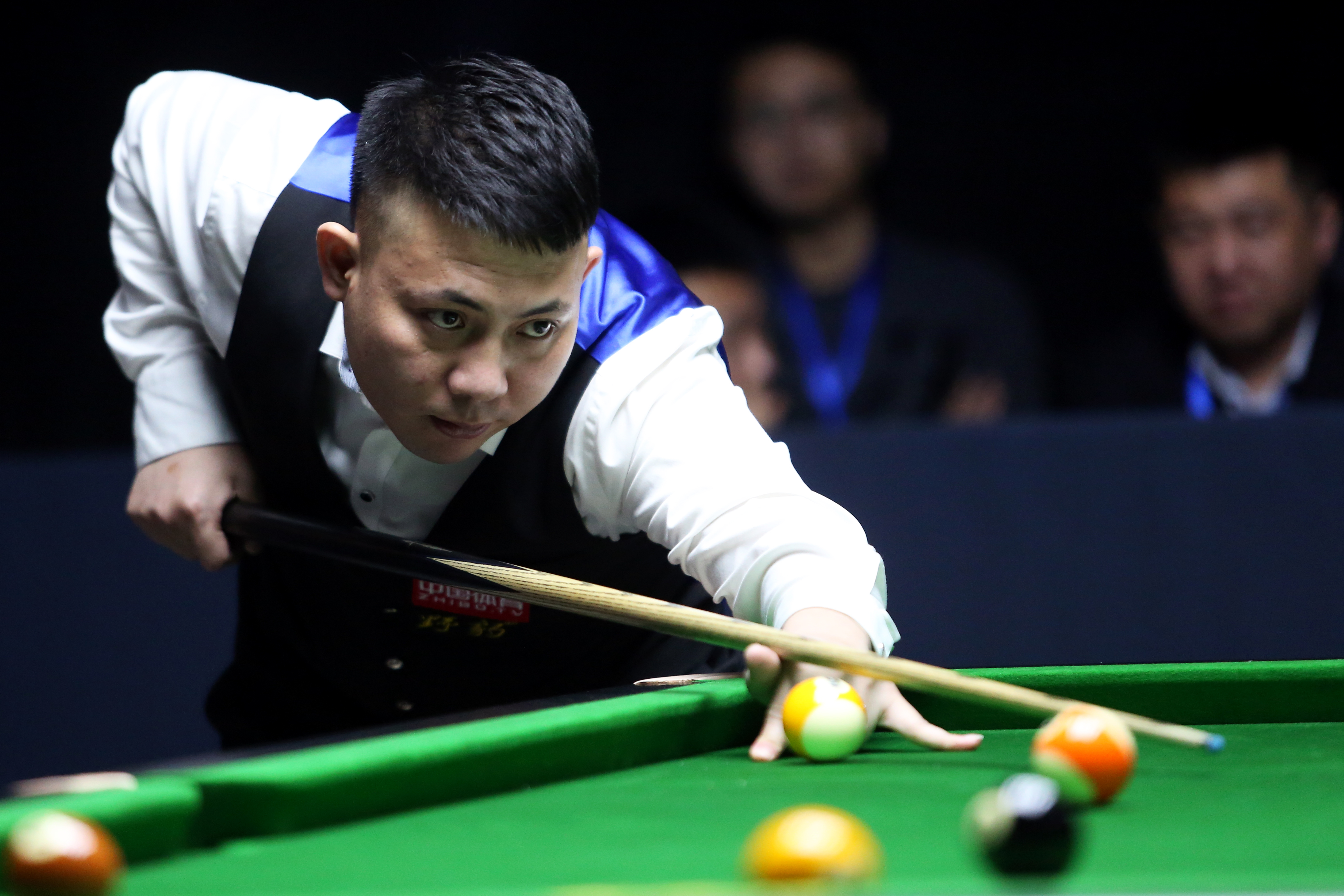 从首轮比赛 从首轮比赛