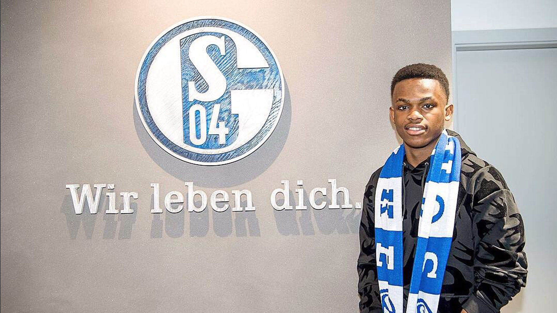 而切爾西則 而切爾西則