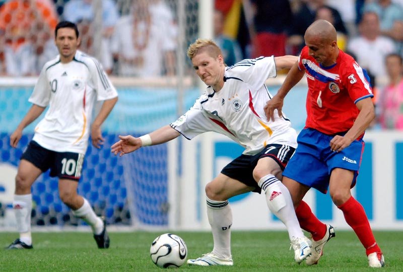 也在默默地 也在默默地