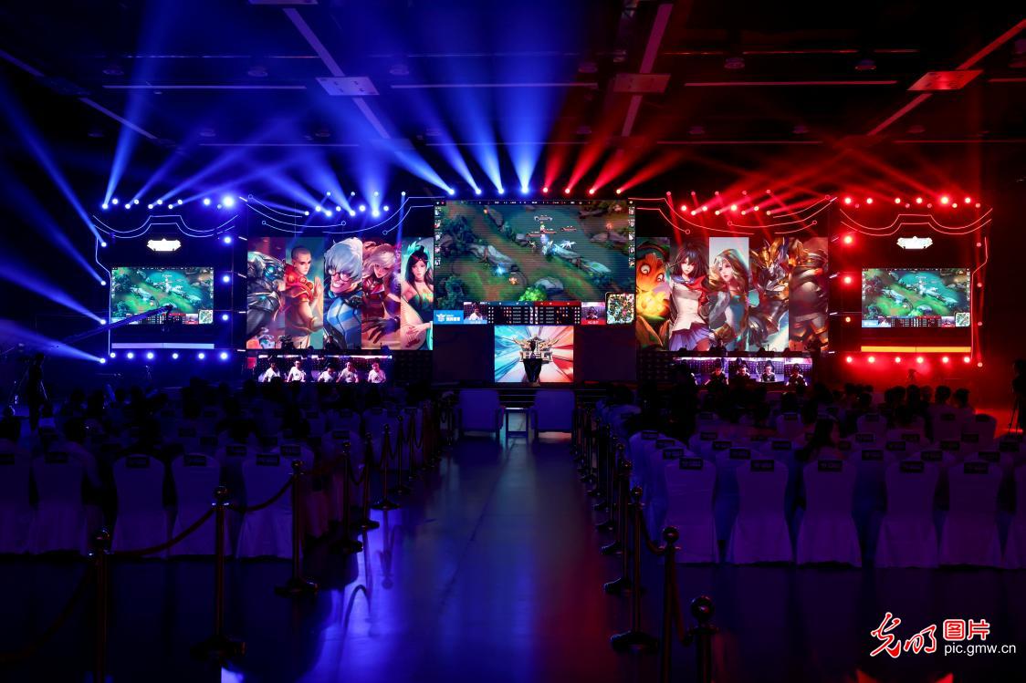 这位来自中 这位来自中